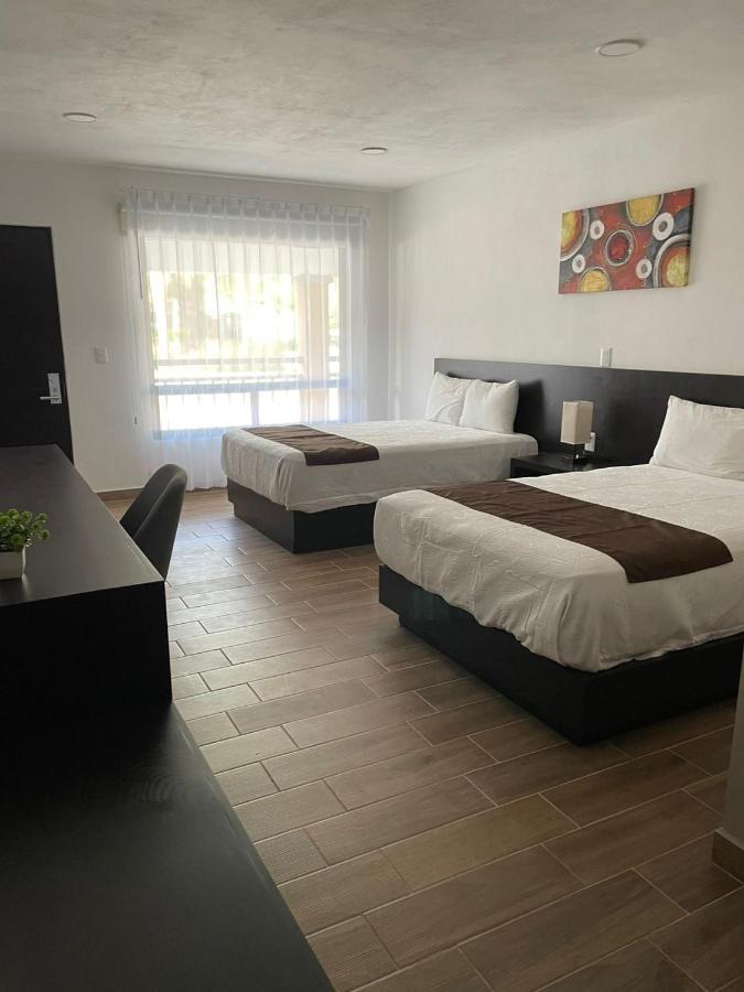 Hotel Ejecutivo Aeropuerto Alvaro Obregon エクステリア 写真