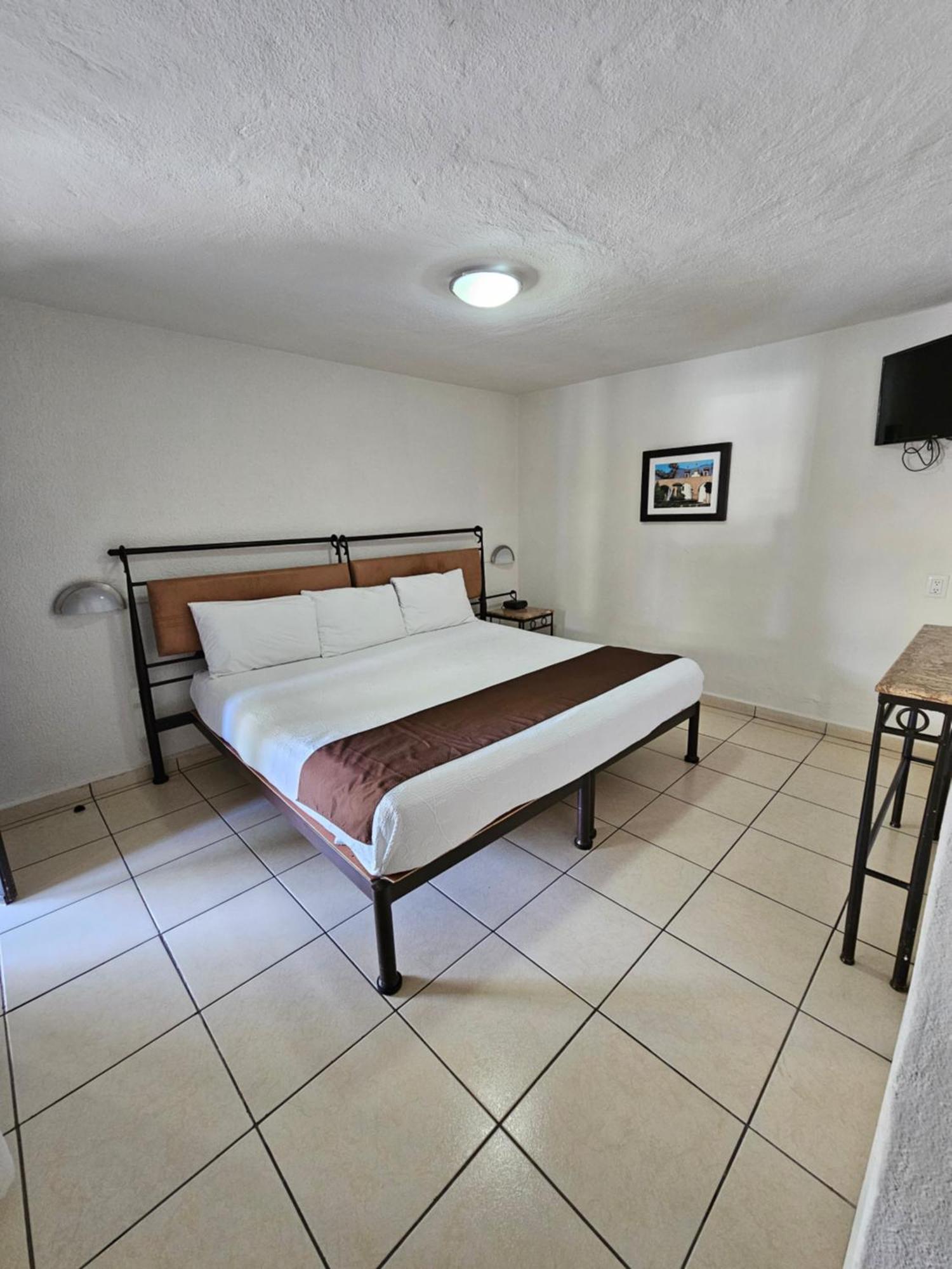 Hotel Ejecutivo Aeropuerto Alvaro Obregon エクステリア 写真