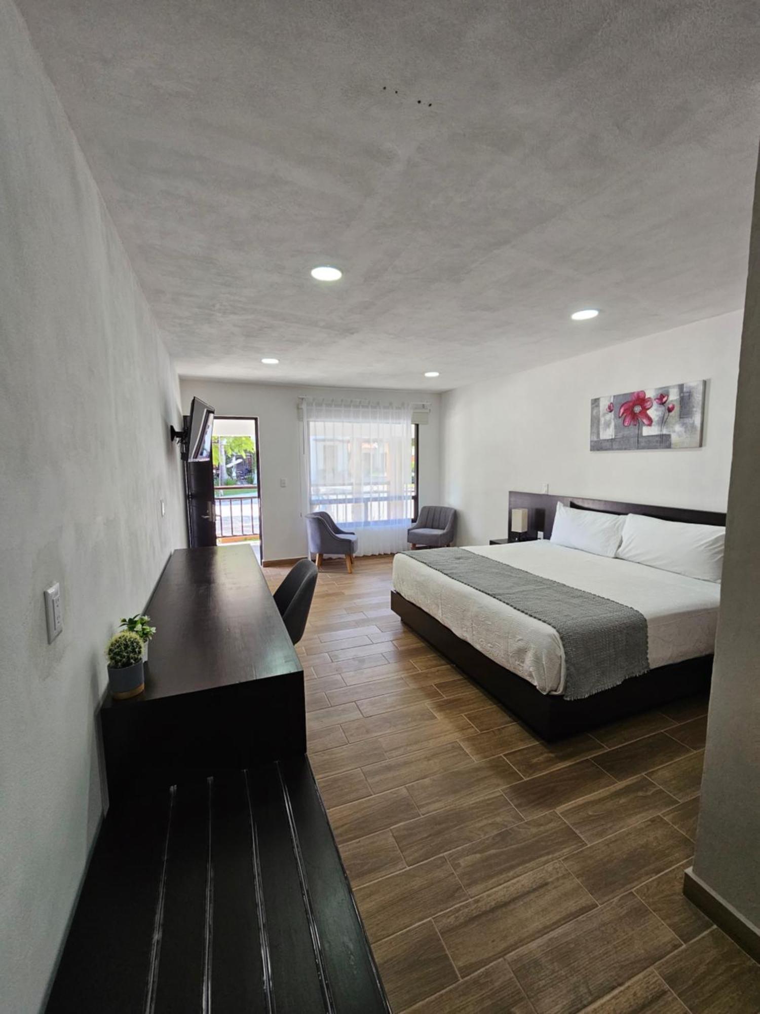 Hotel Ejecutivo Aeropuerto Alvaro Obregon エクステリア 写真