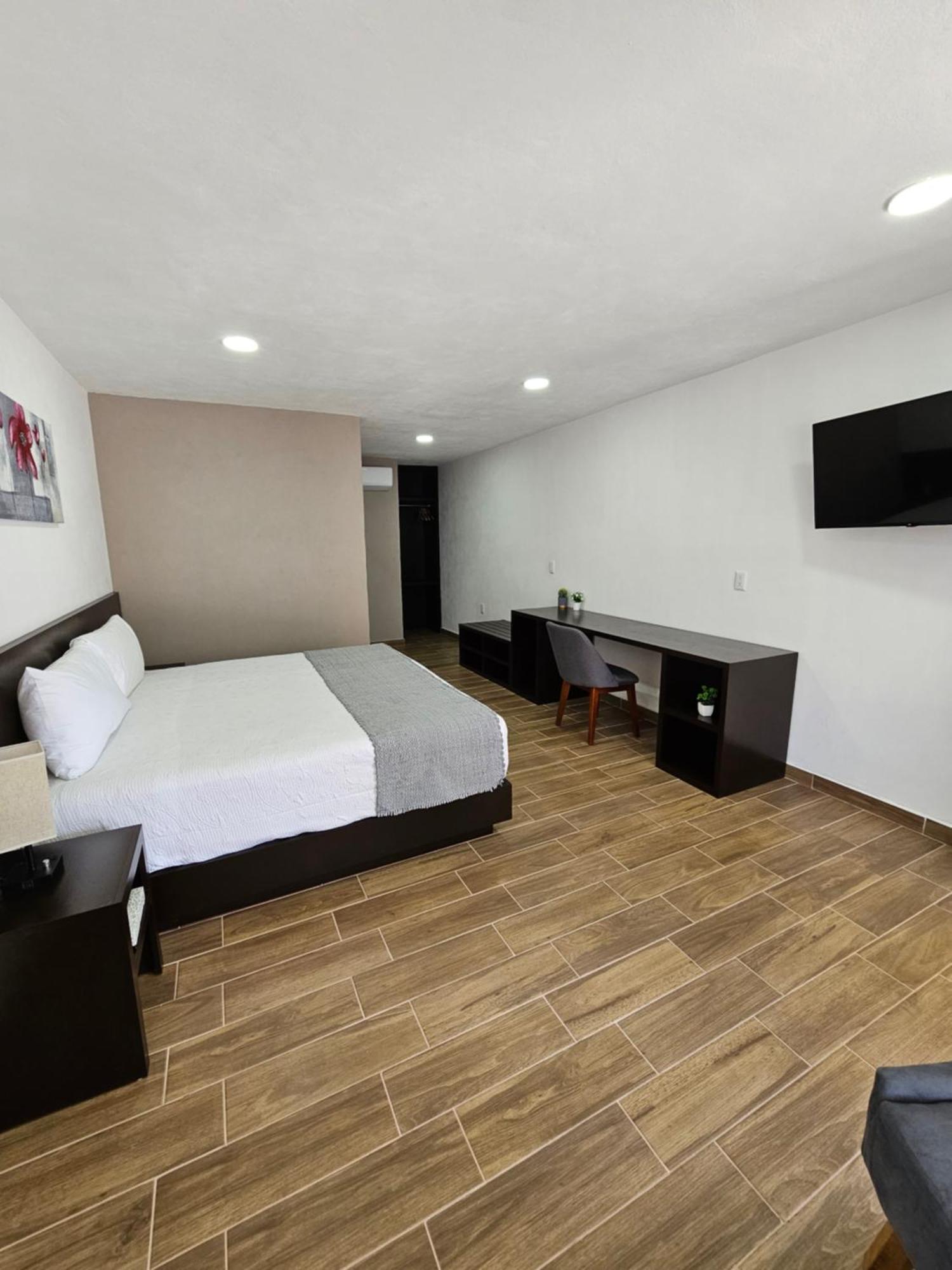 Hotel Ejecutivo Aeropuerto Alvaro Obregon エクステリア 写真